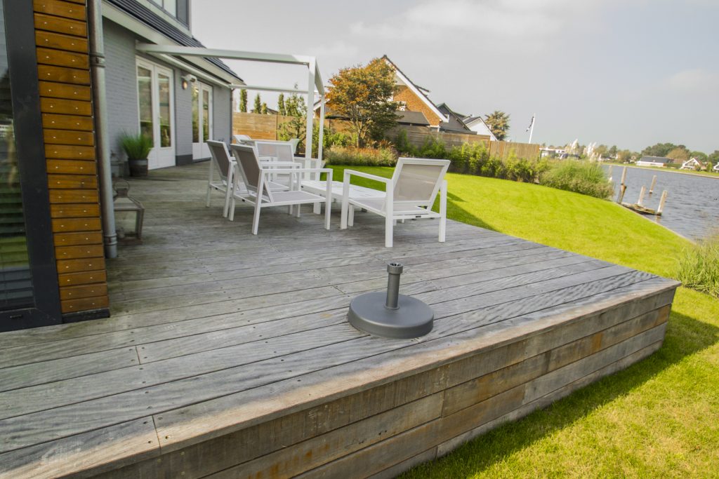 Compleet buitenwerk woning foto 3