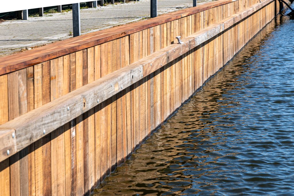 Damwand Watersportcentrum Lemmer foto 2